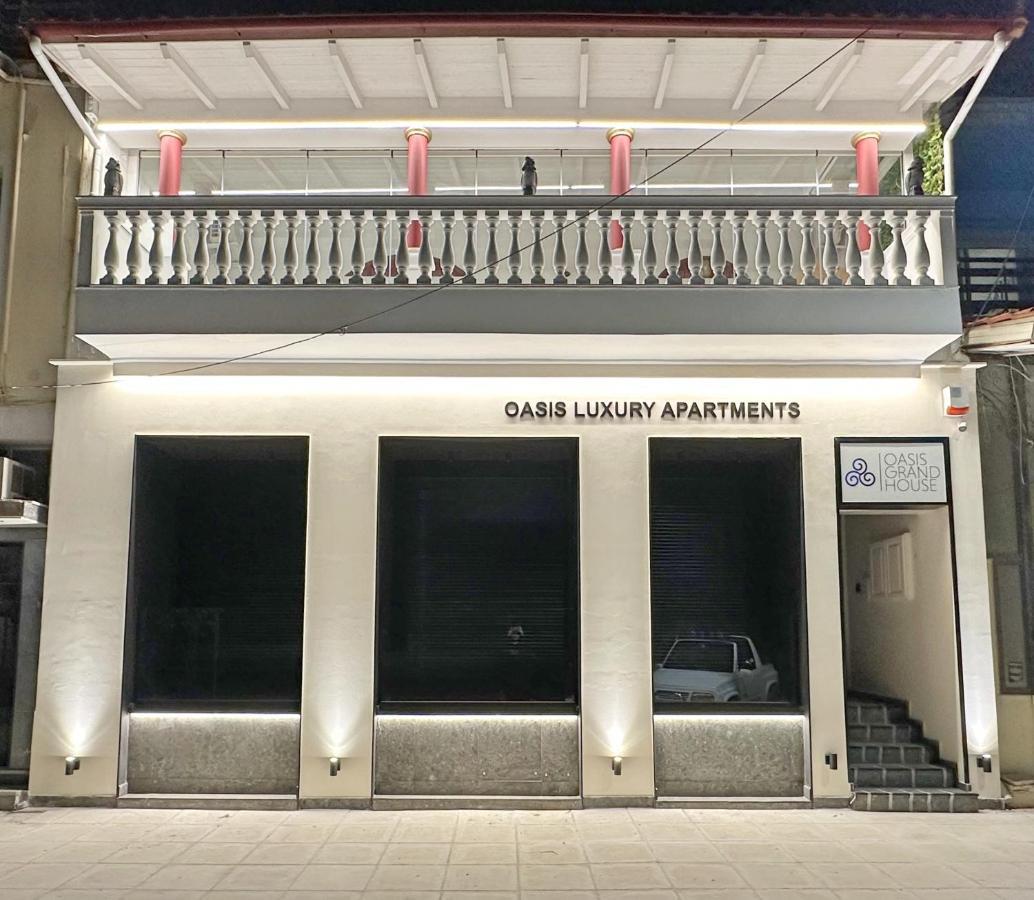 Oasis Luxury Apartments Eretria  Luaran gambar